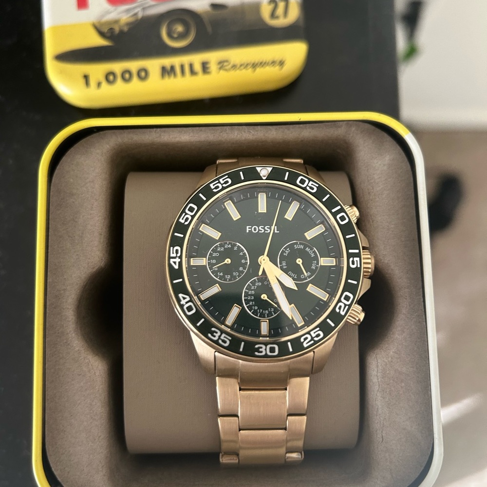 Fossil Watch - green and gold
